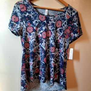 Patterned LuLaRoe Classic T